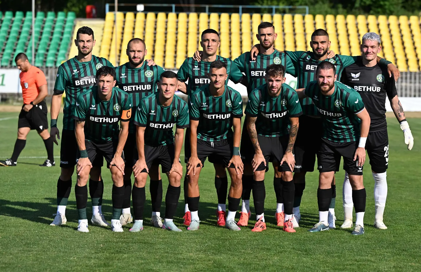 Добруджа на стадион Дружба / startphoto.bg