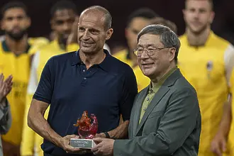 Алегри се захласна по Рафа Леао