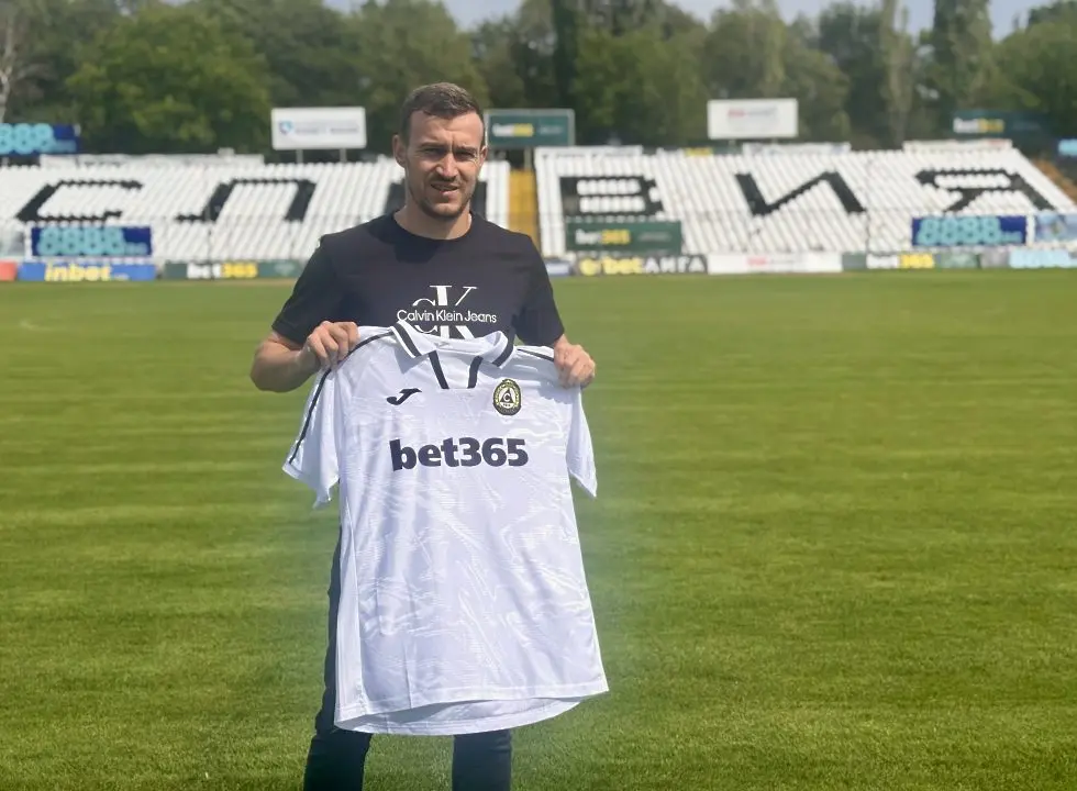 Тони Тасев / pfcslavia.com