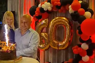 Цяло съзвездие от футболни личности уважиха 60-годишния юбилей на директор в Локомотив София 