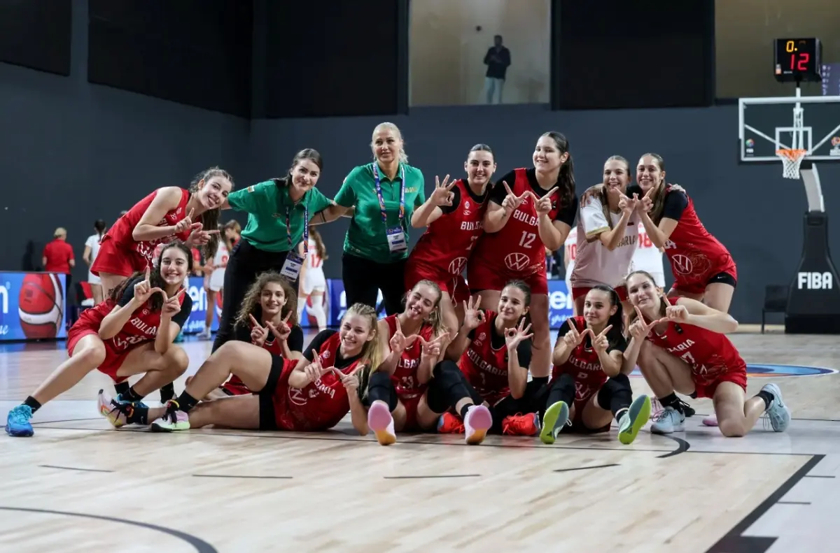 Български национален отбор за момичета до 16 години / basketball.bg