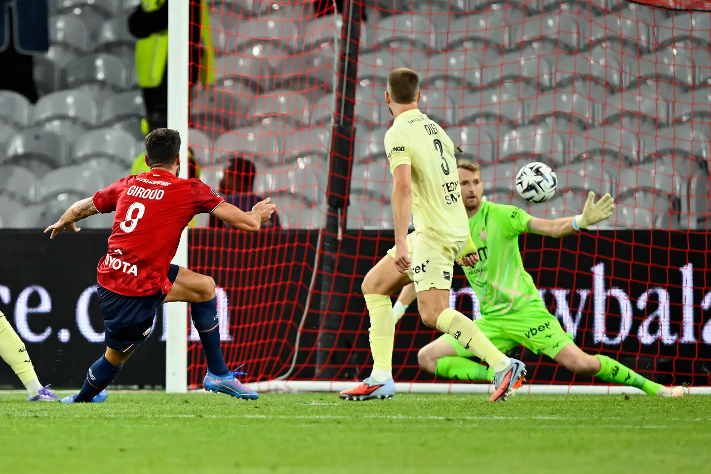 Оливие Жиру, Лил - Монако 1:0 / Getty Images