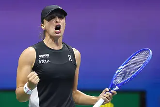 Ига Швьонтек много трудно се класира за 1/8-финалите на US Open