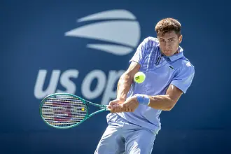Александър Василев е на 1/4-финал в US Open след драматична победа 