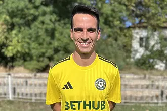 Добруджа взе бивш футболист на Берое и Арда
