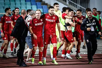 ЦСКА дочака първа победа! Изкусен фал от младок спаси „червените“ и Керкез