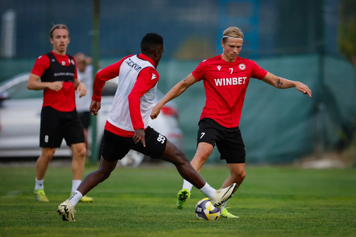 Улаус Скаршем, Джеймс Ето'о / CSKA.bg
