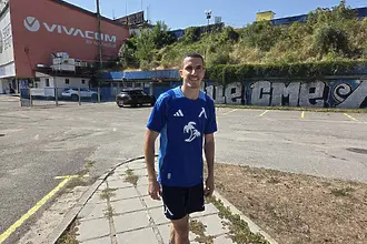 Най-новият в Левски попадна в групата за мача с Лудогорец