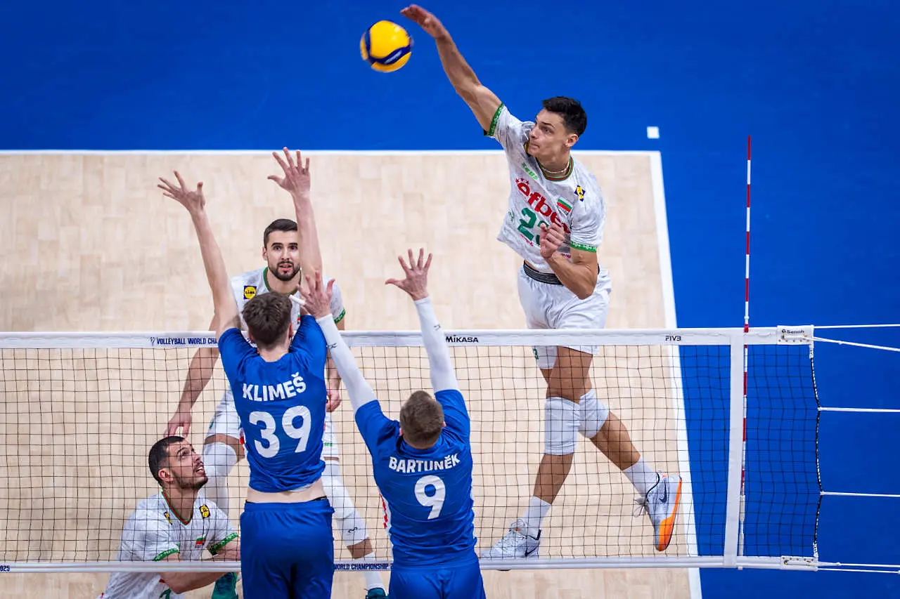 Алекс Николов / volleyballworld.com