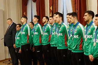 Президентът посрещна волейболните герои на България: Това, което постигнахте, е много повече от спортен триумф