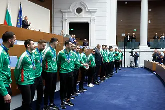 Волейболните герои посетиха Парламента