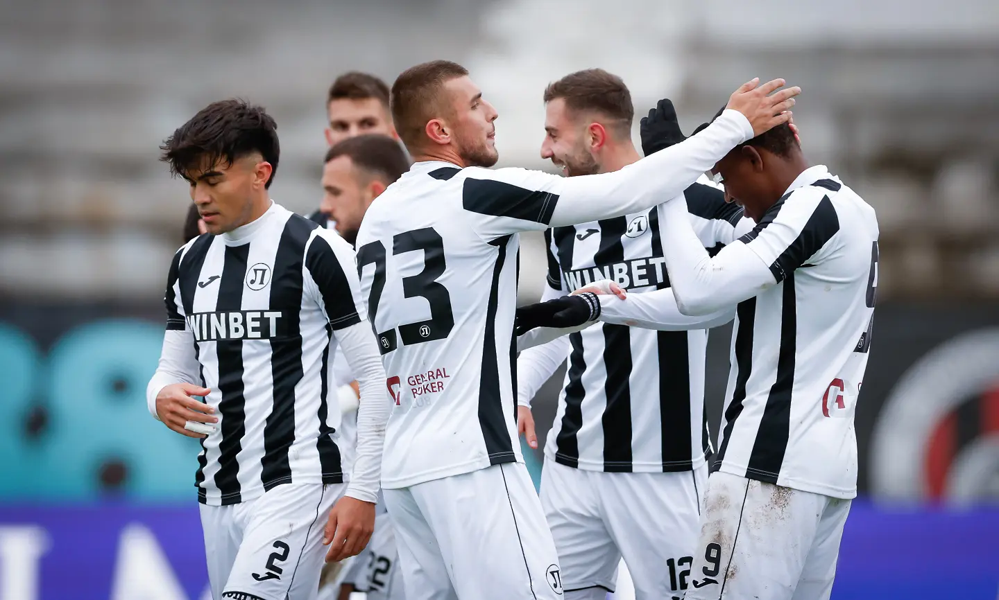  Локомотив Пловдив / startphoto.bg