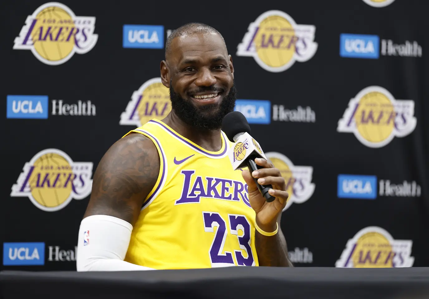 Леброн Джеймс / Getty Images