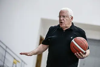Пини Гершон: Искам българските треньори да мислят за баскетбол по 24 часа