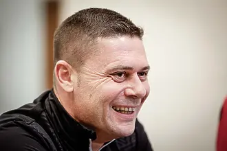 Александър Димитров: Капитанската лента от няколко години е ябълка на раздора