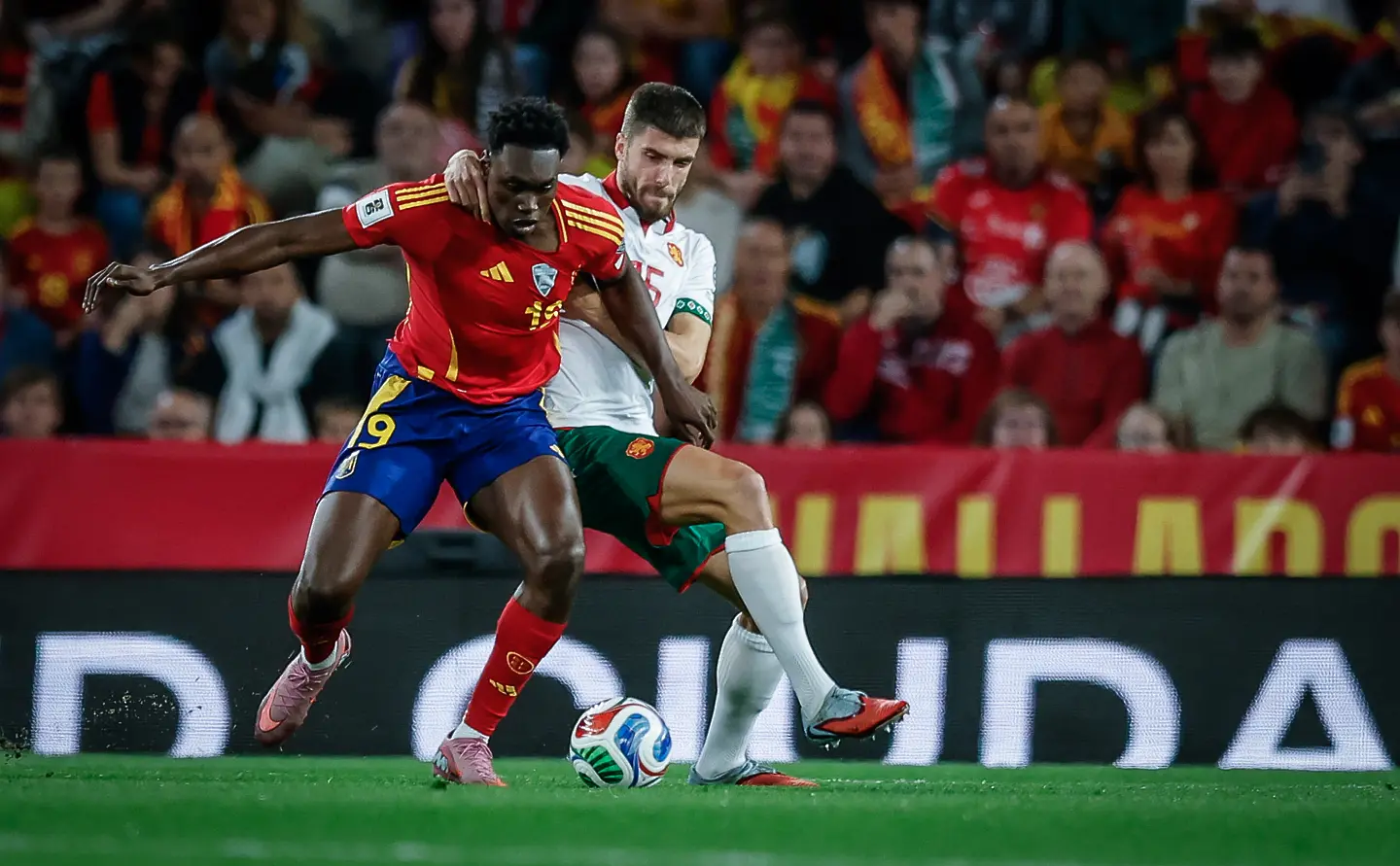 Само със Светльо Вуцов не става, 1:16, Испания гледа смело към Световното