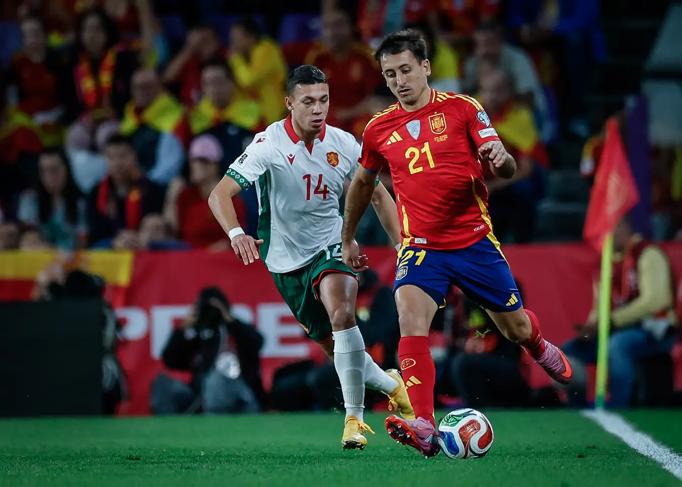 Само със Светльо Вуцов не става, 1:16, Испания гледа смело към Световното