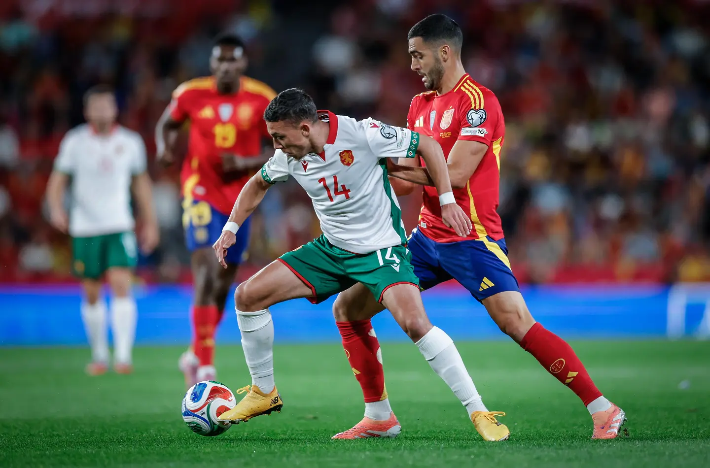 Само със Светльо Вуцов не става, 1:16, Испания гледа смело към Световното