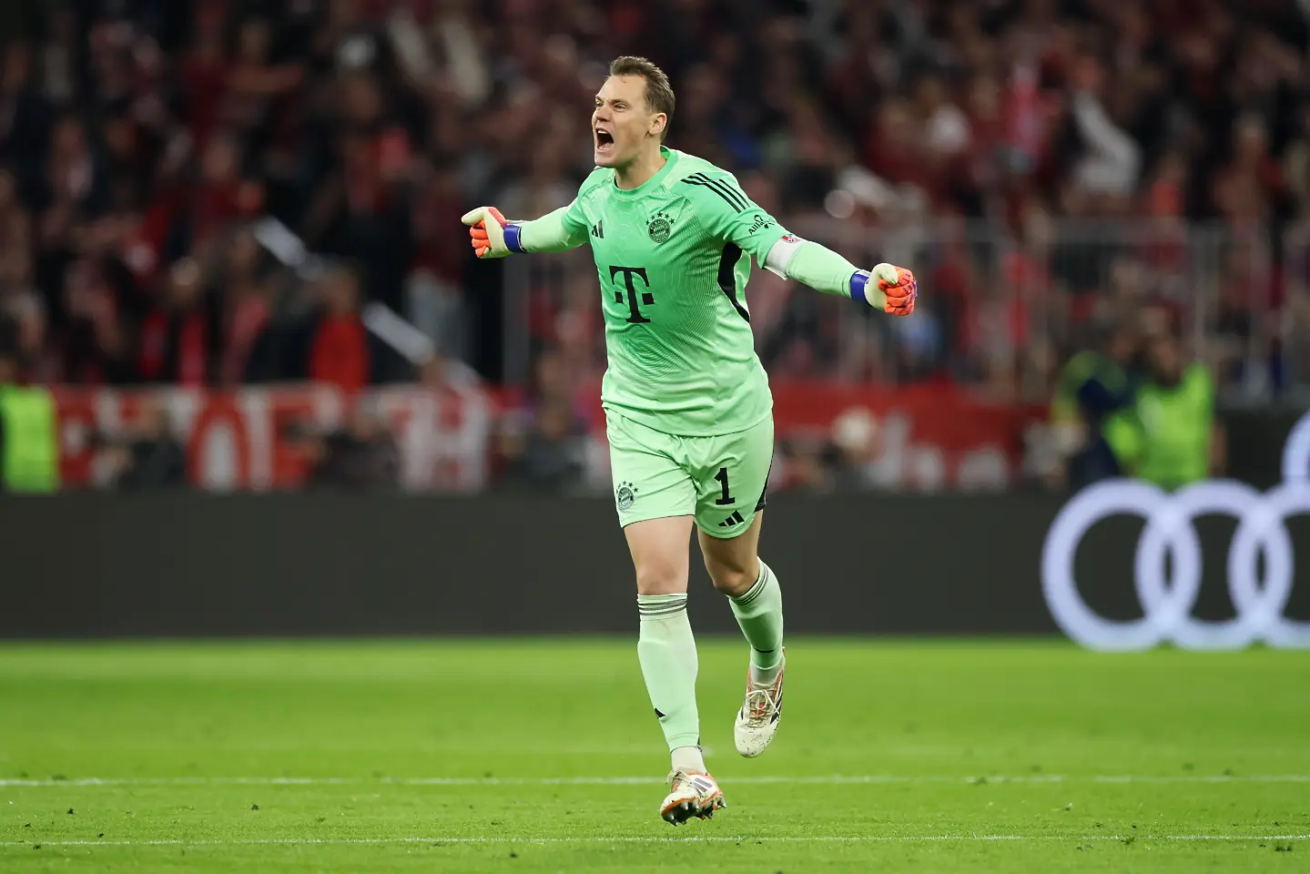 Мануел Нойер / Getty Images