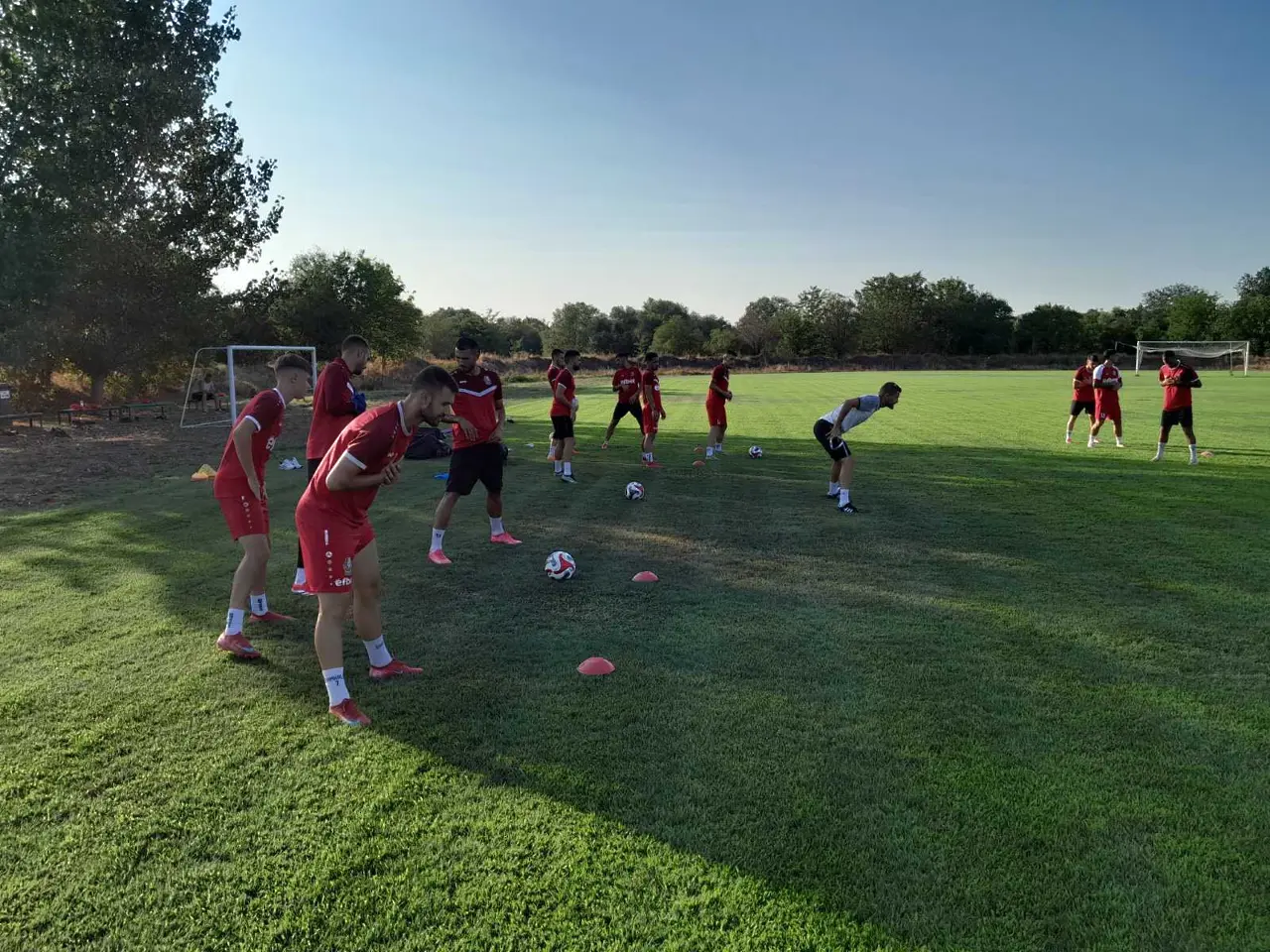 Беласица се раздели с бразилско дуо