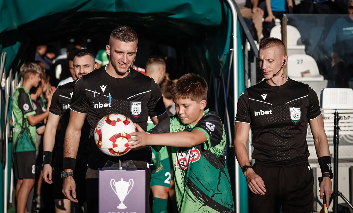 Любослав Любомиров / startphoto.bg