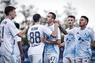 На живо: Левски прониза вратата на Хебър за трети път, два дебютни гола в Пазарджик