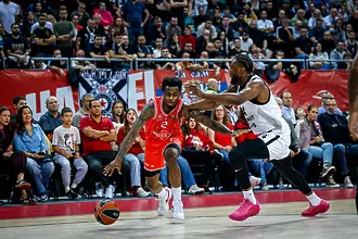 Апоел Тел Авив сломи Партизан в София пред фантастична публика