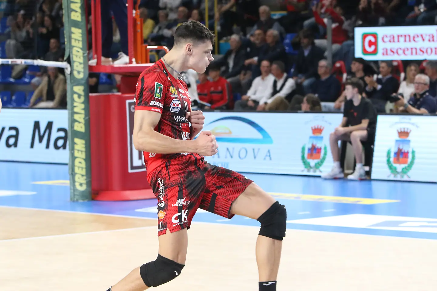 Александър Николов / www.legavolley.it