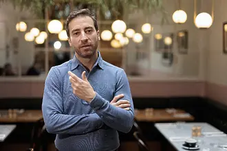 Забравеният милиардер във футбола
