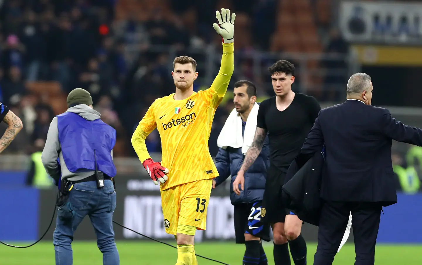 Трагедия в Италия: вратар на Интер блъсна и уби 81-годишен мъж