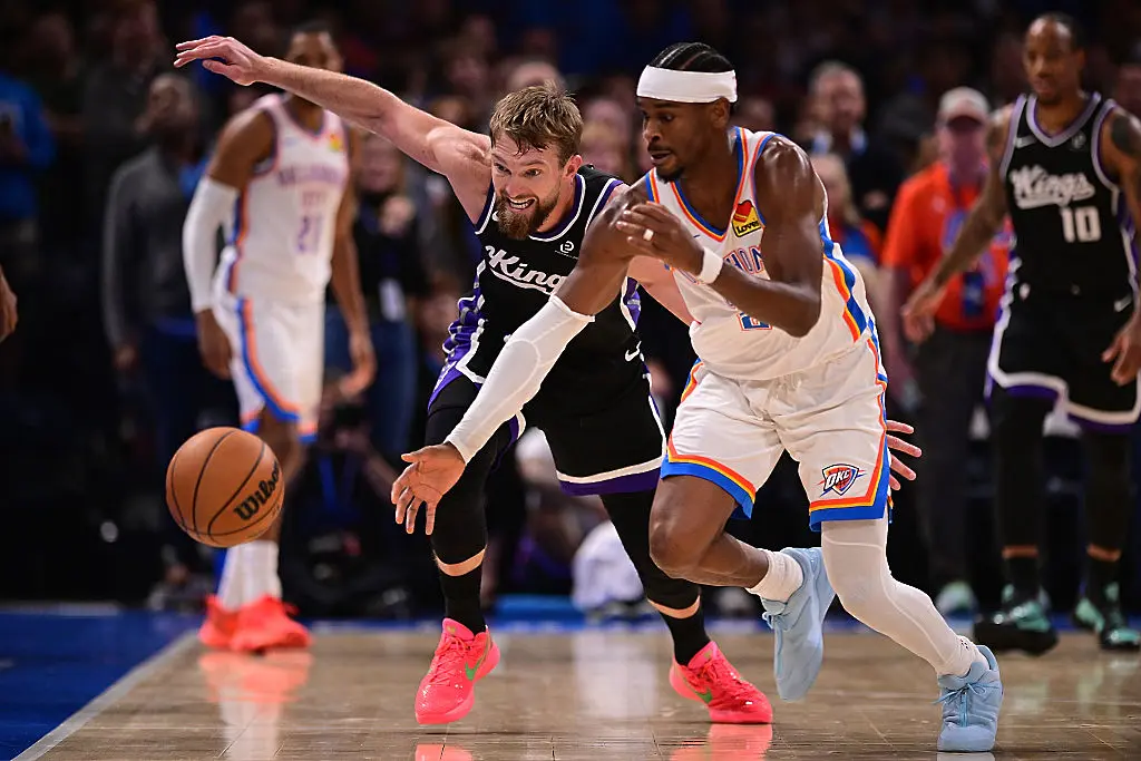 Домантас Сабонис срещу Шей Гилджъс-Александър / Getty Images