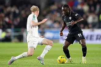 Тим от Чемпиъншип вкара ранен гол на Ман Сити, но „гражданите“ си взеха своето