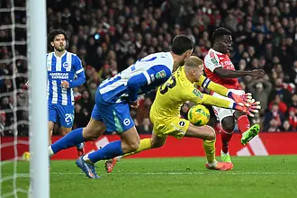 Арсенал продължава да ниже успех след успех, класира се напред за Карабао Къп