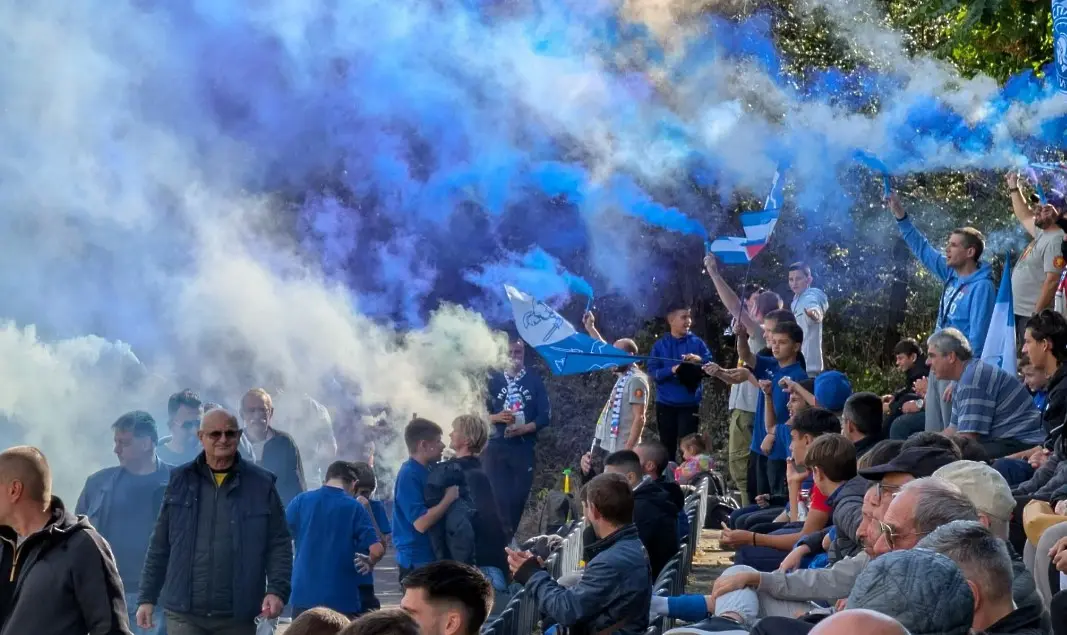 Факли и димки - сериозни наказания за куп отбори след Sesame Купа на България