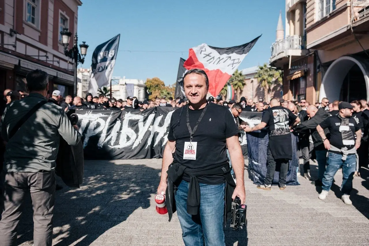 Фондация „100 години Локомотив Пловдив“ благодари на феновете и жегна Ботев Пловдив