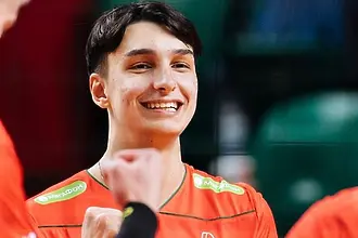 Нова победа за Симеон Николов и Локомотив Новосибирск