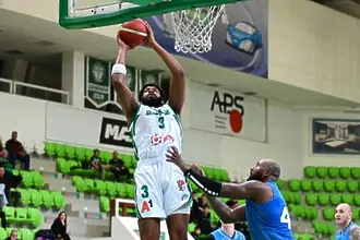 Балкан Ботевград разби Левски с 38 точки