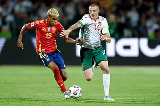 Ламин Ямал се завърна в Испания, позабравен халф обратно в състава след четири години