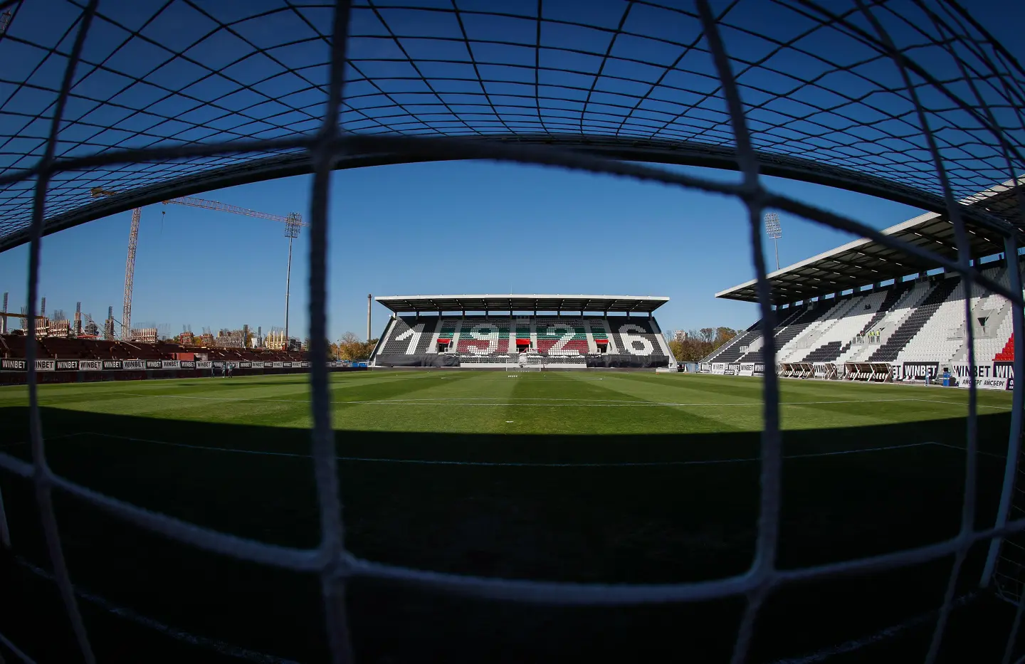 Локо Пловдив с официална позиция: Нямаше основания дербито да бъде прекратено!