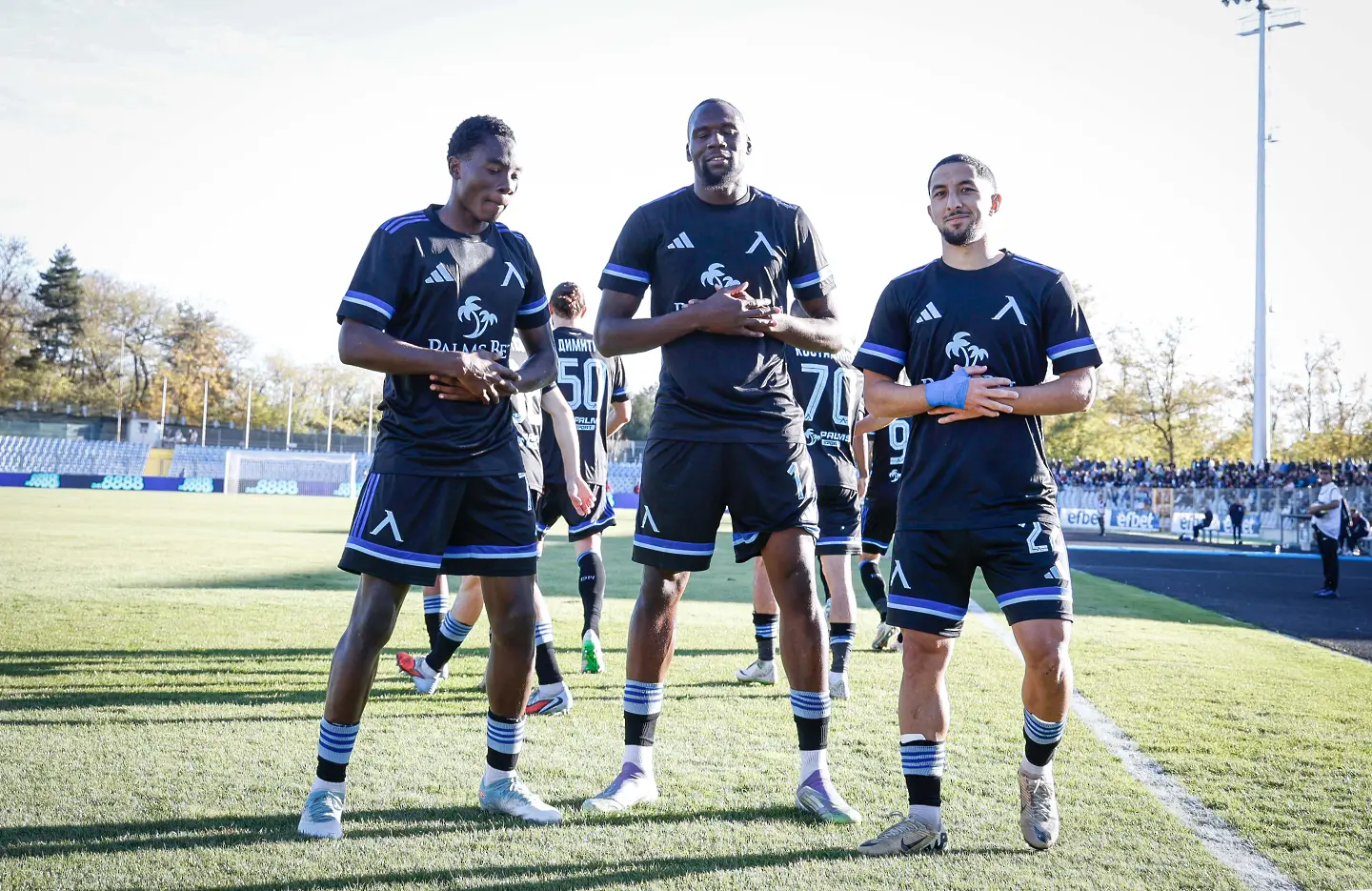 Оливер Камдем, Мустафа Сангаре, Мазир Сула / startphoto.bg