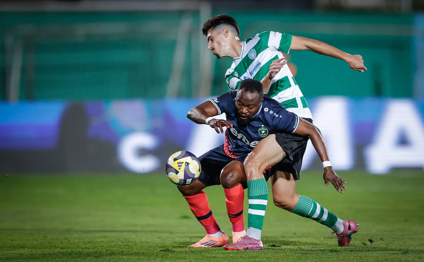 Бърнард Текпетей, Асен Чандъров / startphoto.bg