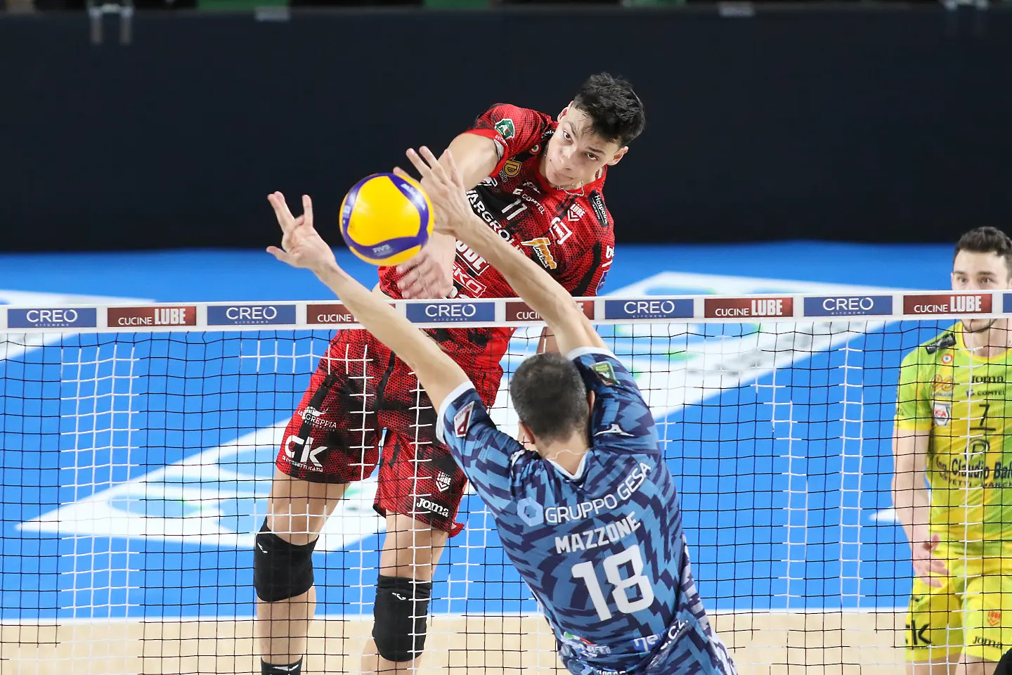 Александър Николов / www.legavolley.it