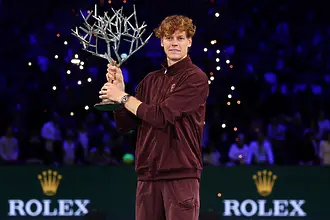 Яник Синер се върна на върха в ранглистата с титлата в Париж