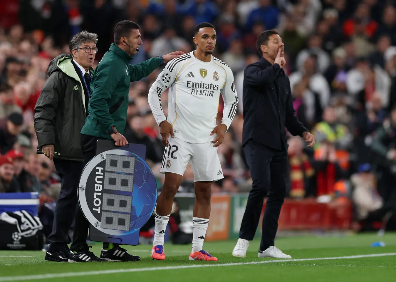 Трент Александър-Арнолд се завърна на Анфийлд, но този път с екипа на Реал Мадрид / Getty Images