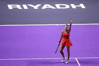 Сабаленка изхвърли Гоф от Финалите на WTA