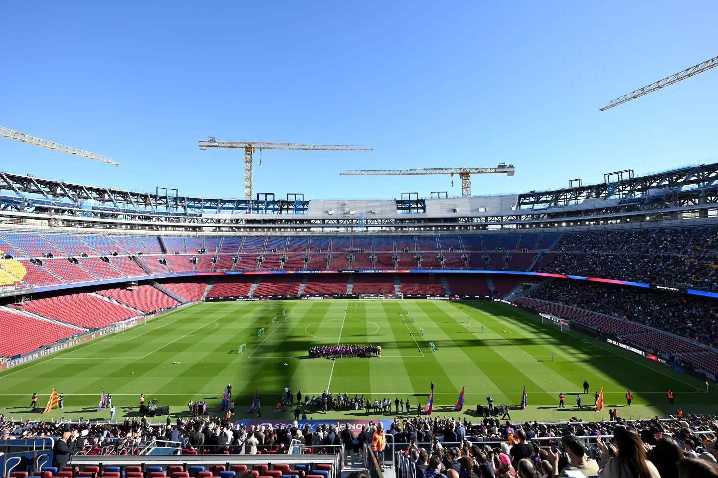 Камп Ноу / Getty Images