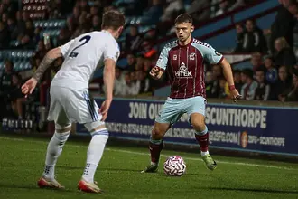 Хоспитализираха футболист след нападение с нож във влак