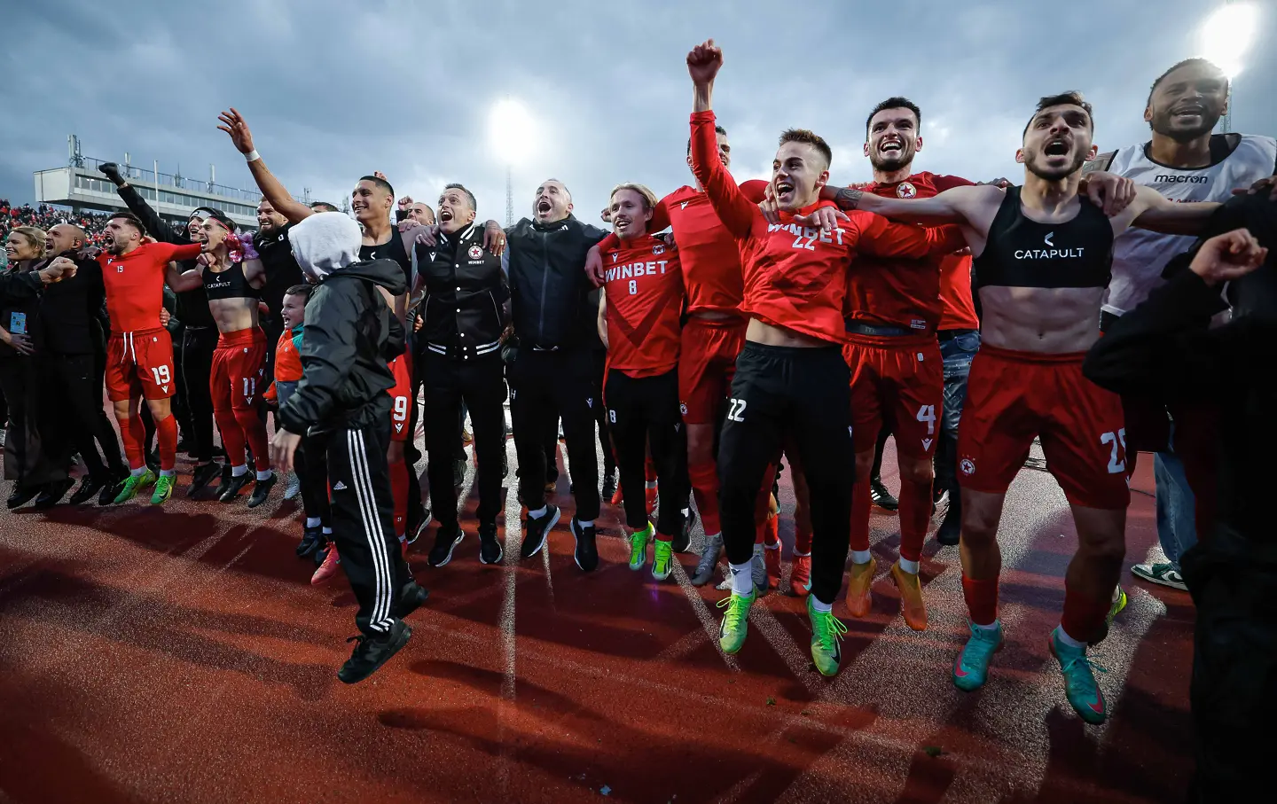 ЦСКА празнува победата в дербито срещу Левски / startphoto.bg 