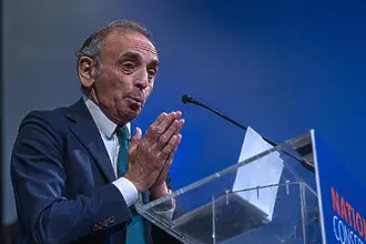 Така се прави: исторически френски клуб зашлеви шамар на политик