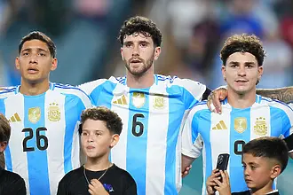 Ваксина за жълта треска спря трима играчи на Атлетико за националния отбор